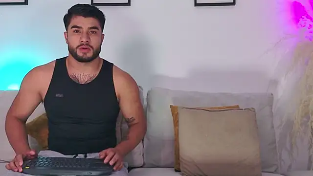 dylanspencer28 online show from July 12, 2026, 12:01 am