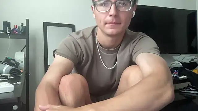 ryan 28747 online show from June 14, 2026, 10:45 pm
