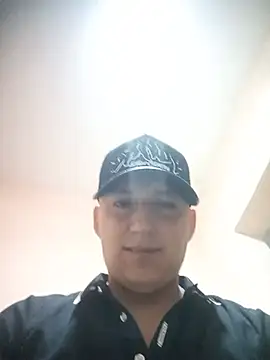 LuisMex1998 online show from July 22, 2026, 7:55 am