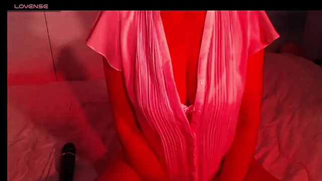 sweetchani666 online show from May 14, 2026, 1:51 pm