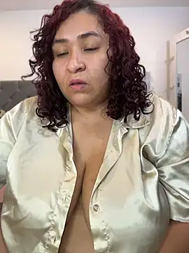 KarlaWild online show from July 12, 2026, 1:40 am