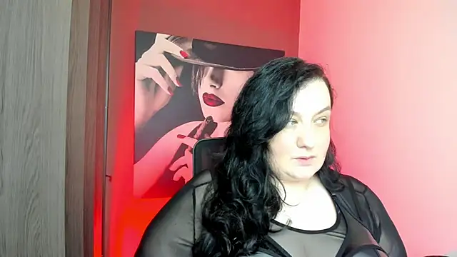QueenOfHaze online show from July 17, 2026, 4:56 pm