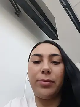 Ariana rouse online show from July 28, 2026, 3:32 pm