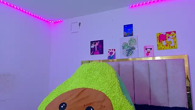 Juanmres online show from June 21, 2026, 5:10 am