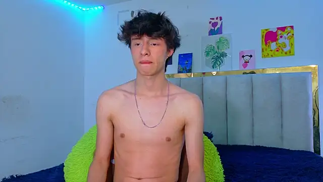 Juanmres online show from July 3, 2026, 6:47 pm