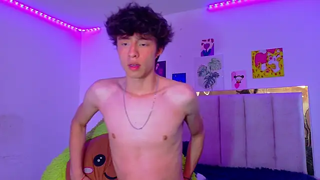 Juanmres online show from July 6, 2026, 6:32 pm