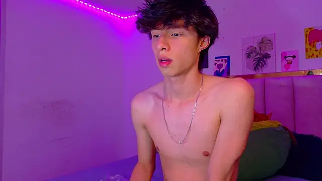 Juanmres online show from July 24, 2026, 11:47 pm