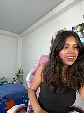 LiLy kIndly online show from May 10, 2026, 7:52 pm