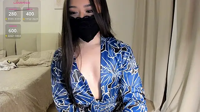 AyameAsakura online show from July 12, 2026, 8:44 pm