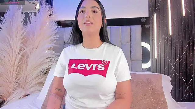 LannaFoxx online show from July 15, 2026, 7:52 pm