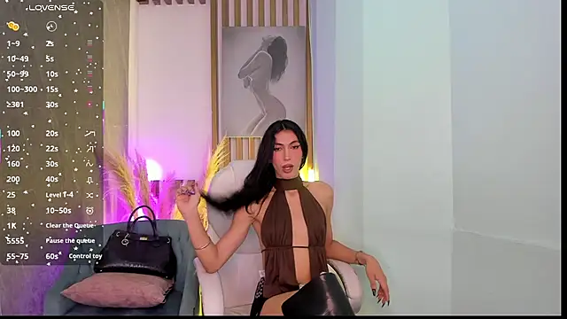 allicemackenzie online show from July 19, 2026, 4:38 am