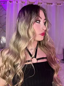 Lally Valencia   online show from June 13, 2026, 9:07 am