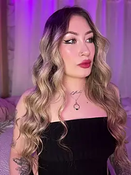 Lally Valencia   online show from June 27, 2026, 3:00 am