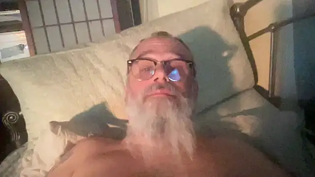 BigManCandy online show from February 3, 2025, 5:18 am