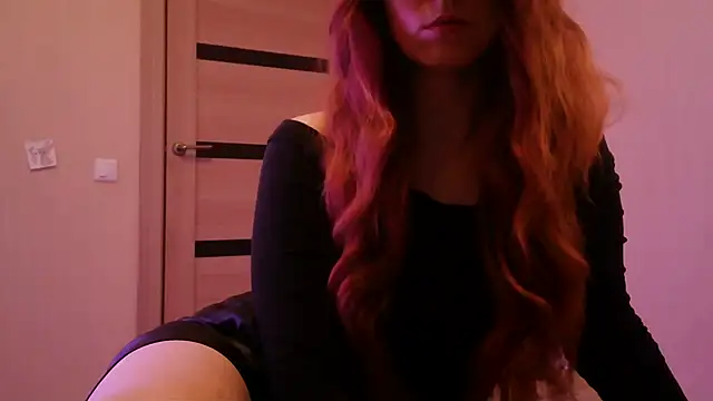  AliceOwen  online show from March 19, 2025, 9:27 pm