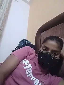 fuungirl38 online show from June 19, 2026, 4:44 pm