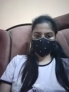 fuungirl38 online show from June 23, 2026, 5:11 pm