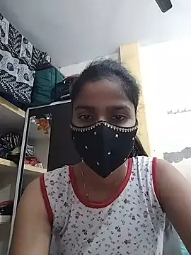fuungirl38 online show from July 8, 2026, 5:17 pm