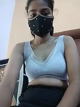 fuungirl38 online show from July 11, 2026, 7:55 am