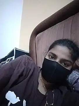 fuungirl38 online show from July 24, 2026, 7:28 am