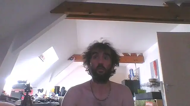 Mastersanges online show from July 17, 2026, 12:01 pm