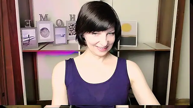  AngeliaFlow  online show from July 21, 2026, 8:05 am