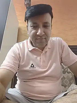 innocentboy1987 online show from June 16, 2026, 4:31 pm