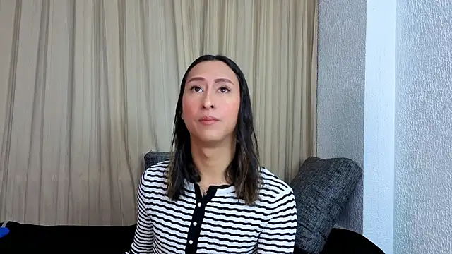 Georgina Palacios  online show from July 25, 2026, 3:37 am