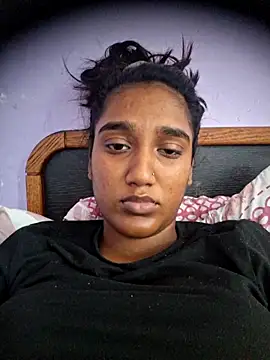Snapshot of indianpink_lips chatting on May 5, 2026, 11:40 am indianpink lips online show from May 5, 2026, 11:40 am