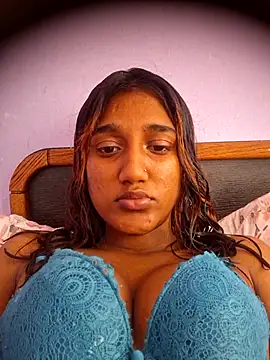 Snapshot of indianpink_lips chatting on May 7, 2026, 11:59 am indianpink lips online show from May 7, 2026, 11:59 am