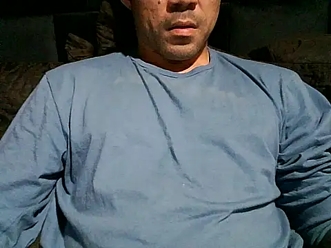 mchdo09 online show from May 16, 2026, 2:49 pm