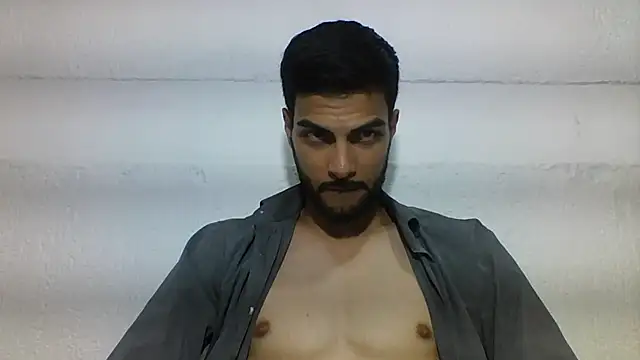 Gabrielteixeira120 online show from July 9, 2026, 10:03 pm