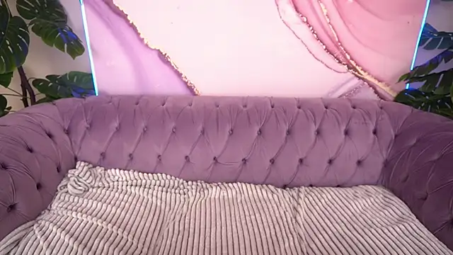 Snapshot of PaigePrado chatting on July 15, 2026, 5:51 pm PaigePrado online show from July 15, 2026, 5:51 pm