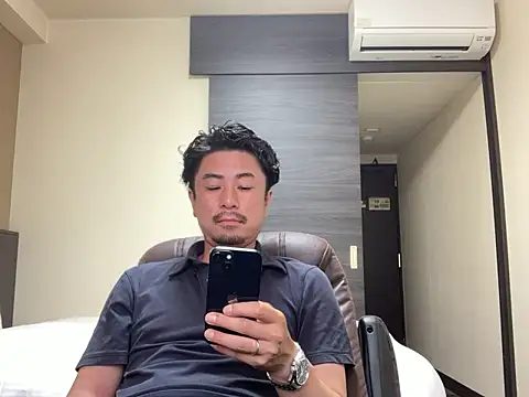 masato1115aa online show from July 17, 2026, 7:04 am