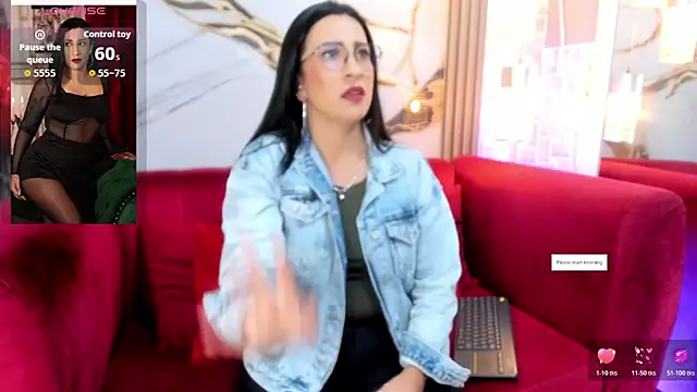 Bella williamss  online show from July 22, 2026, 7:49 pm