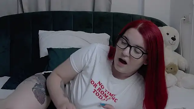 KailyKay online show from July 4, 2026, 6:03 pm