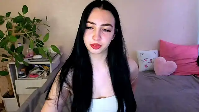 WildKittenX  online show from July 1, 2026, 4:03 am