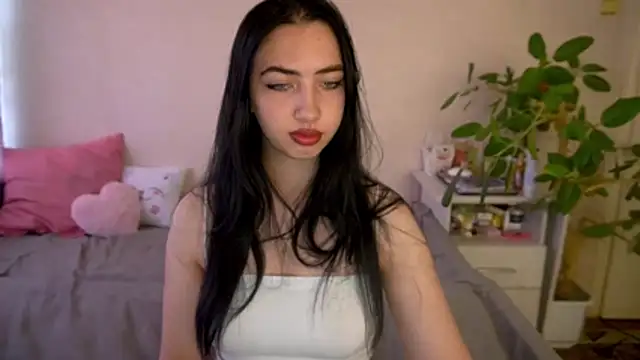 WildKittenX  online show from July 18, 2026, 4:38 am