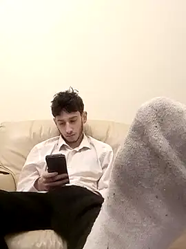 FitYoungChav online show from March 2, 2025, 5:25 pm