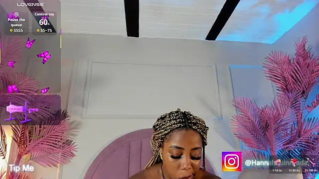 Hanaahquinn online show from July 25, 2026, 11:52 am