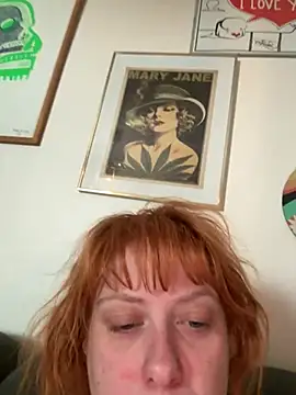 VeraaFlynn online show from July 7, 2026, 6:47 am