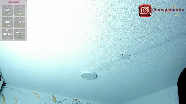 Cristal Velle online show from July 11, 2026, 1:03 pm