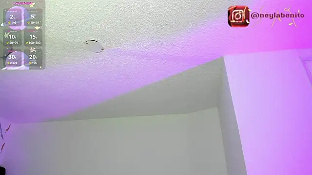 Cristal Velle online show from July 29, 2026, 12:58 pm