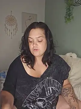 Saucy-Serenity online show from July 19, 2026, 6:55 pm