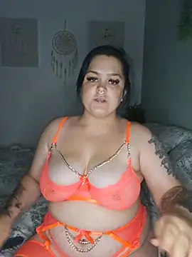 Saucy-Serenity online show from July 29, 2026, 9:24 pm