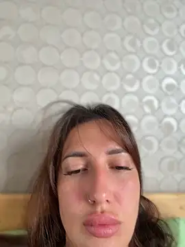 AleksandraRich online show from June 27, 2026, 1:21 am