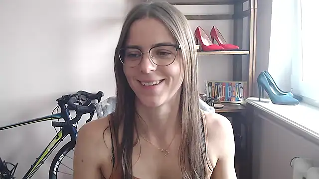 love megi online show from June 16, 2026, 1:36 pm