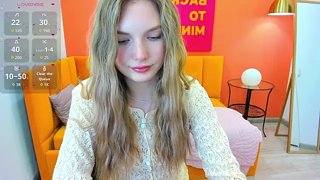 EvelineAmore online show from May 24, 2026, 8:52 am
