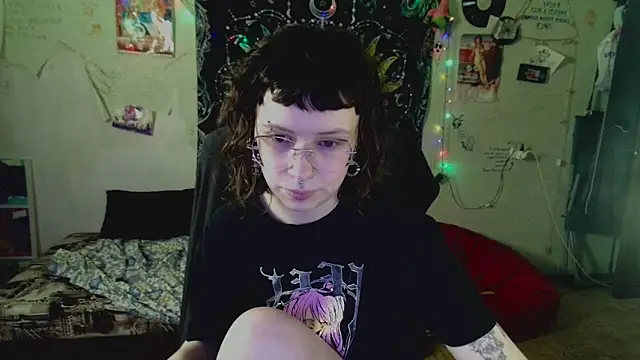 Lil foxxx online show from July 20, 2026, 10:39 am