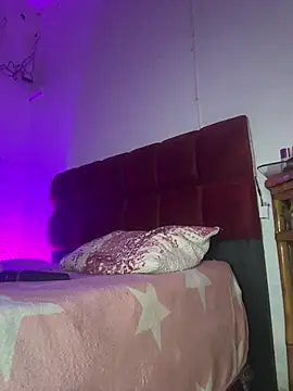 iamsara 21 online show from July 22, 2026, 4:26 am